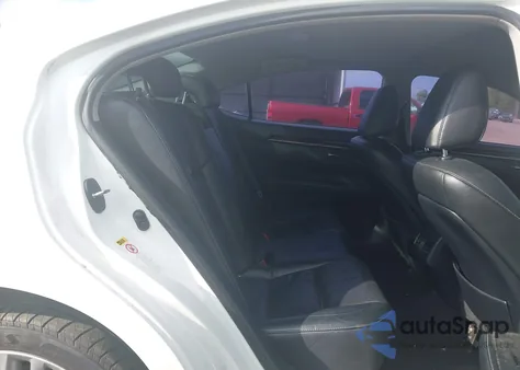 2013 Lexus Es 350 z USA, uszkodzony, nr VIN JTHBK1GG3D2015001